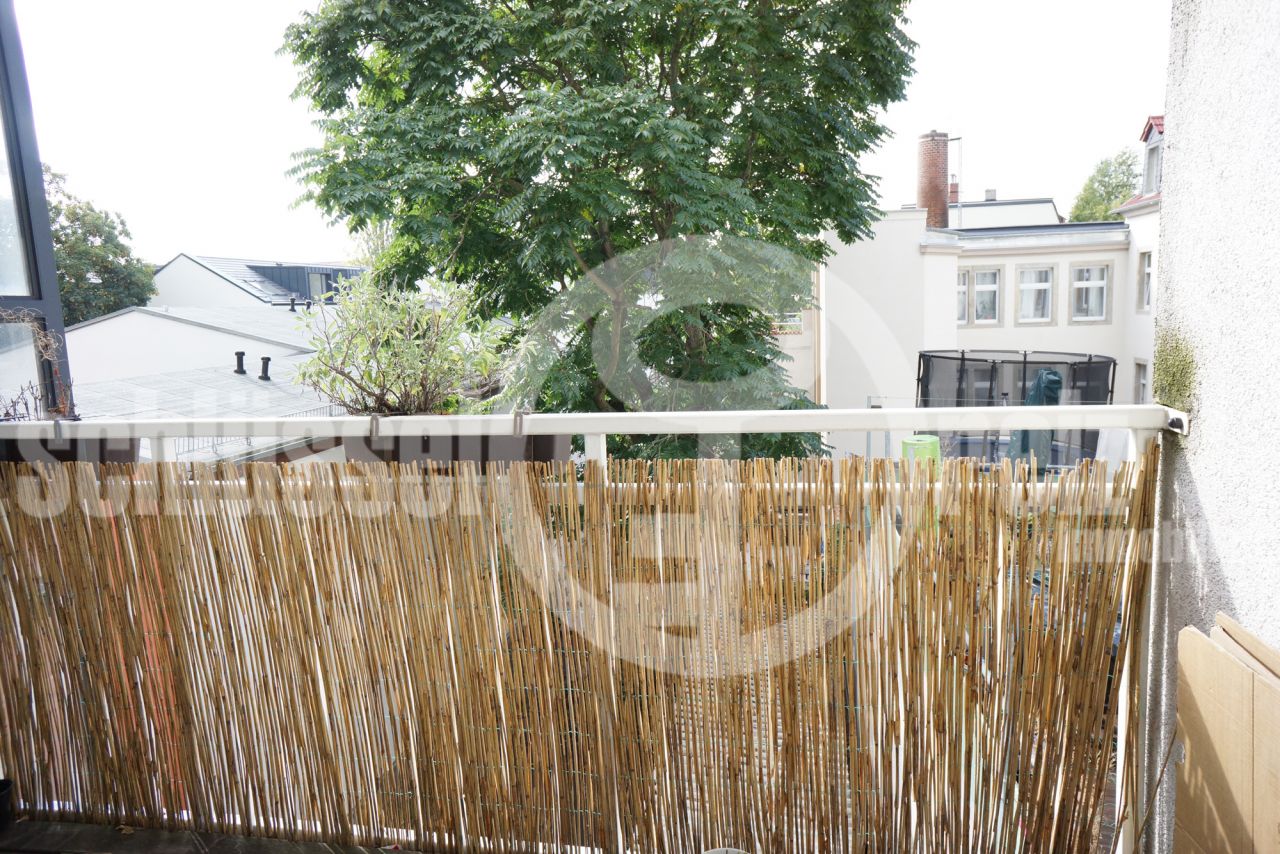 Balkon - Beispiel! Balkon - Beispiel!