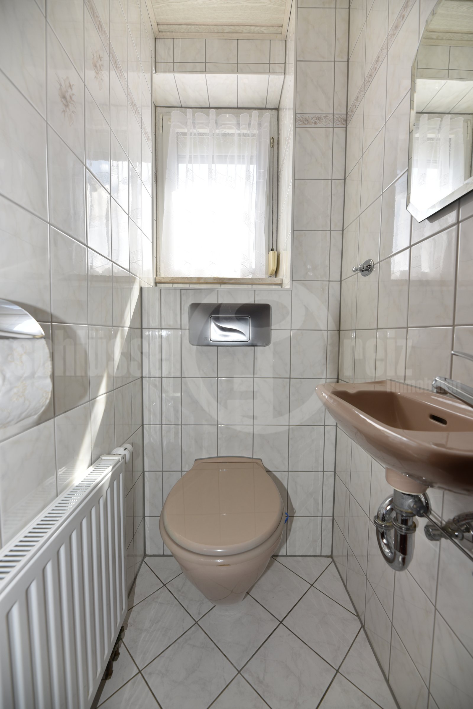 Gäste-WC EG