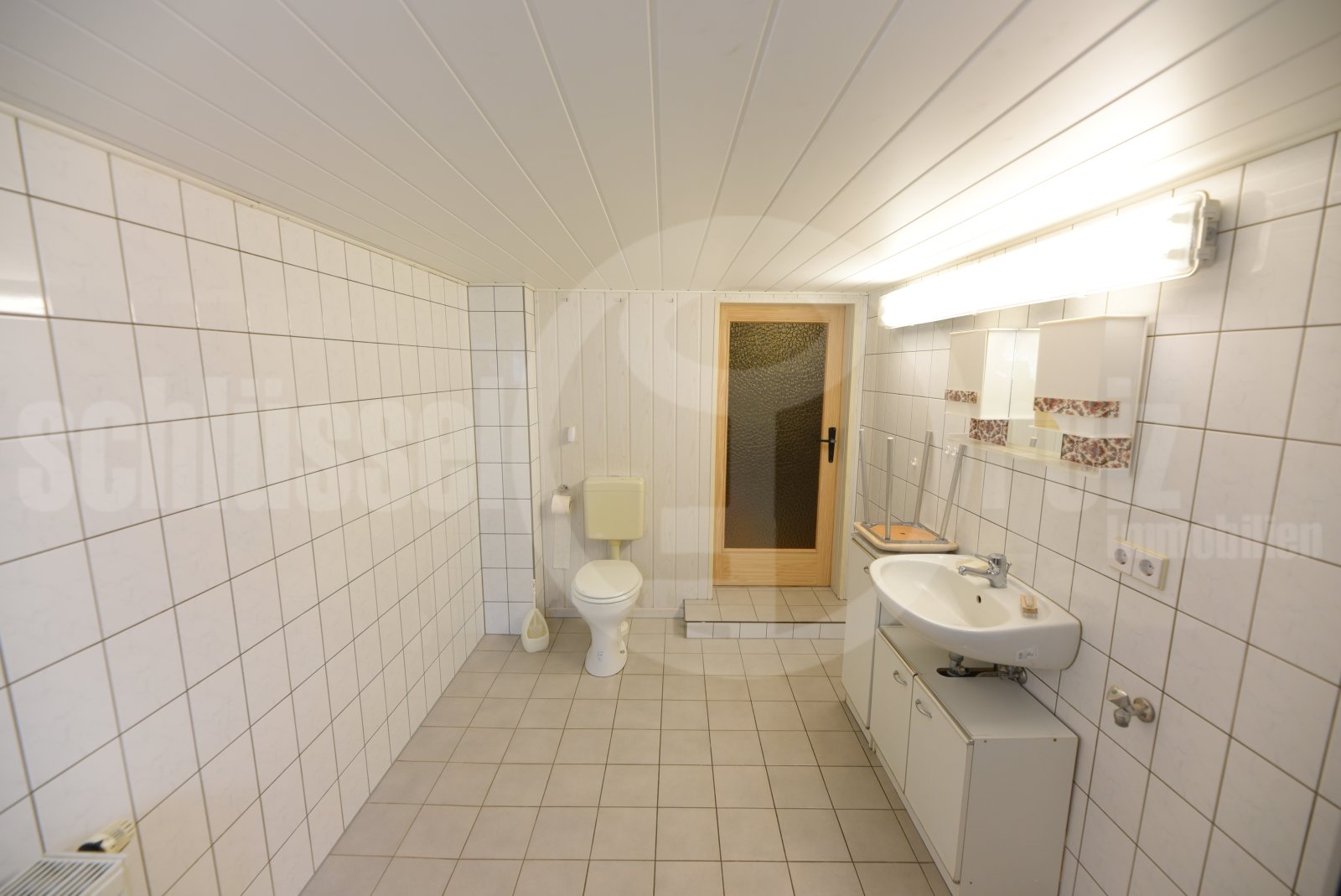 Duschbad KG