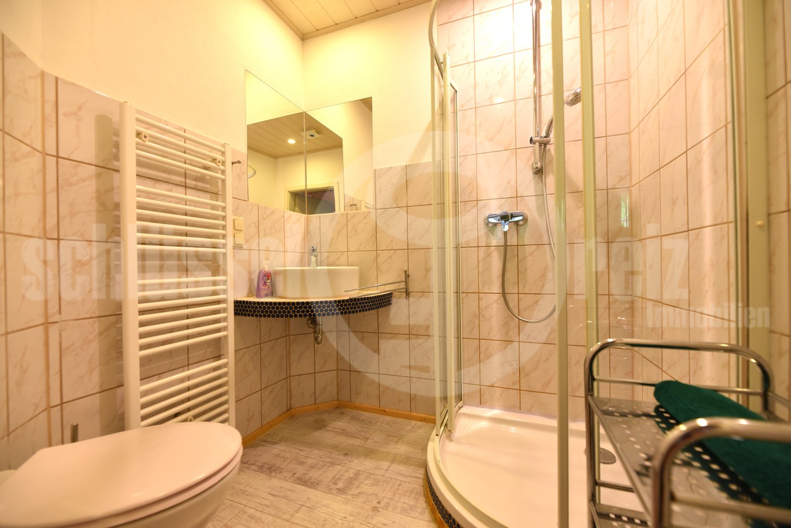 Duschbad - Ferienwohnung 2 Duschbad - Ferienwohnung 2